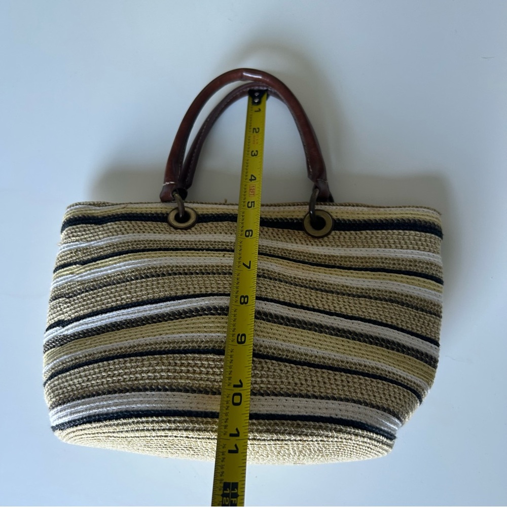 Woven double handle bucket bag - Picture 6 of 11